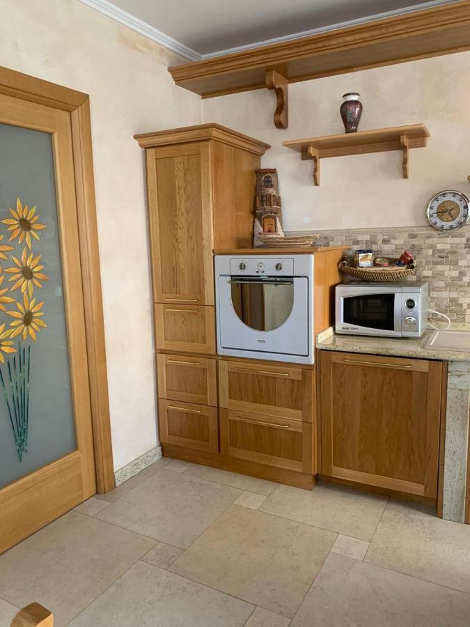 La Torre Apartment Велетри Екстериор снимка