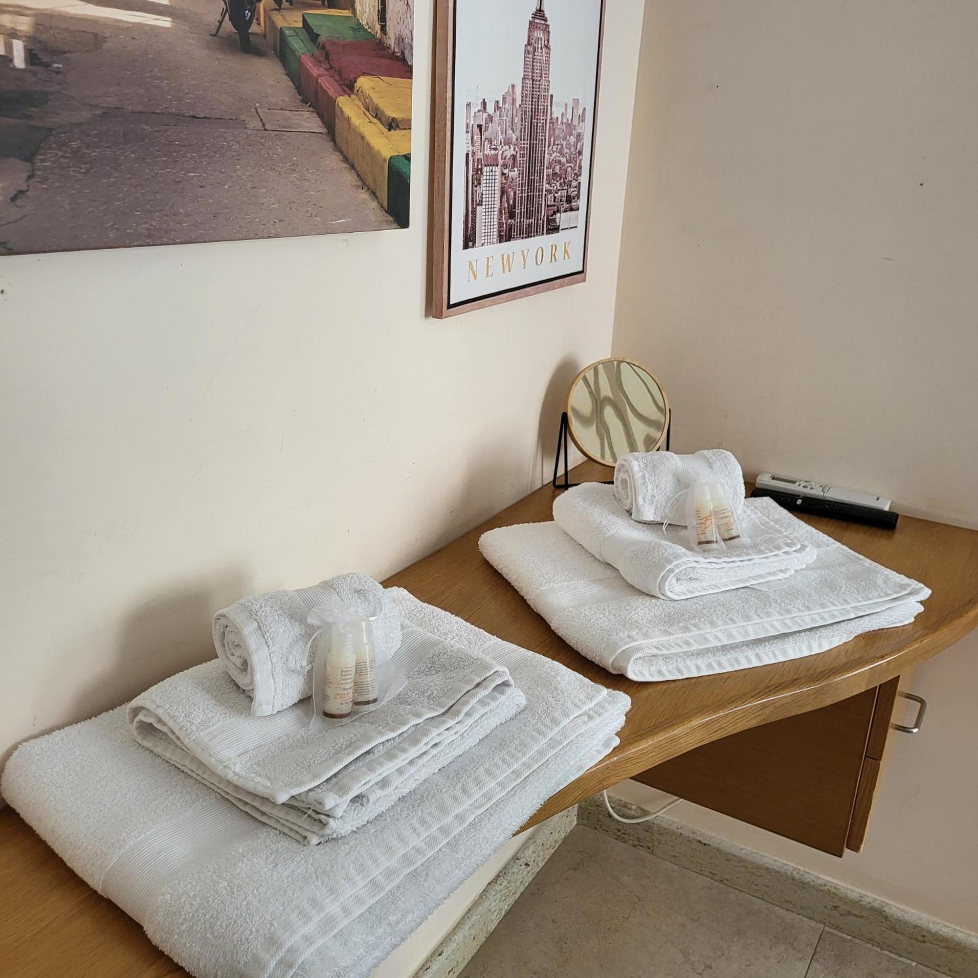 La Torre Apartment Велетри Екстериор снимка