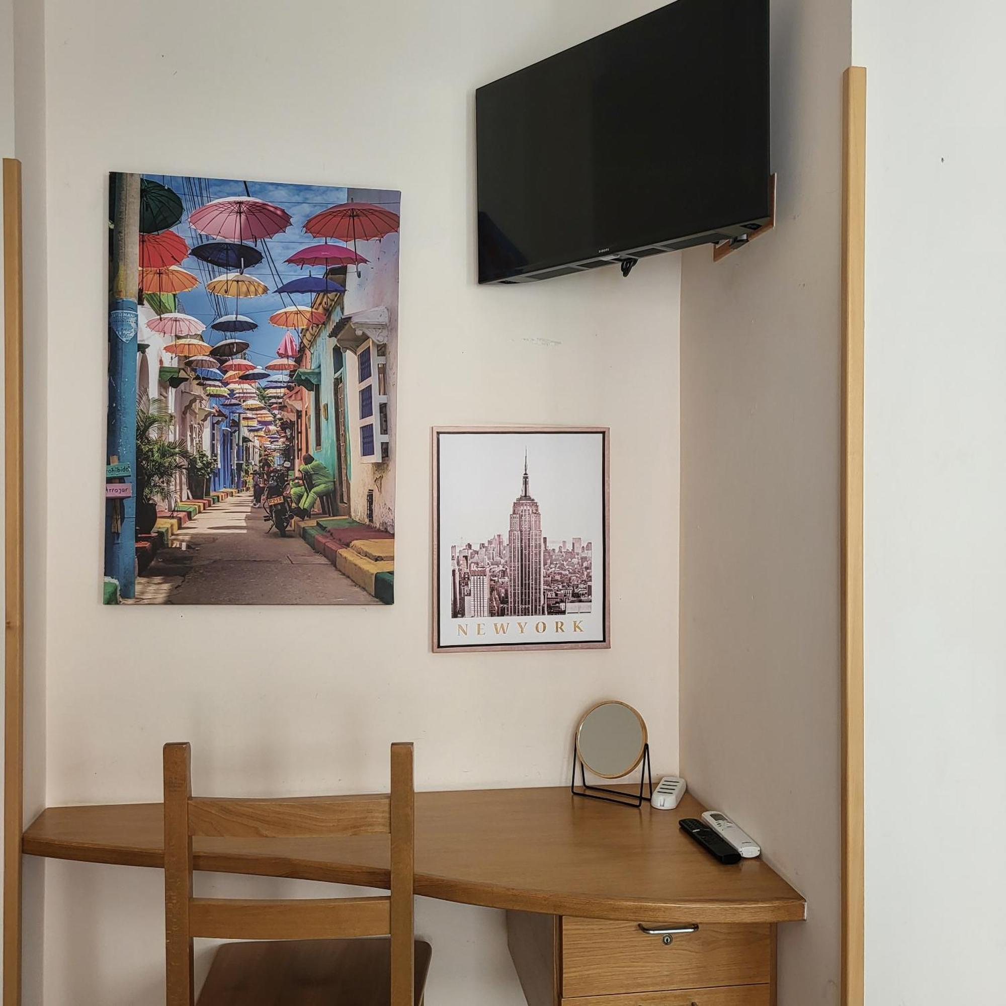 La Torre Apartment Велетри Екстериор снимка