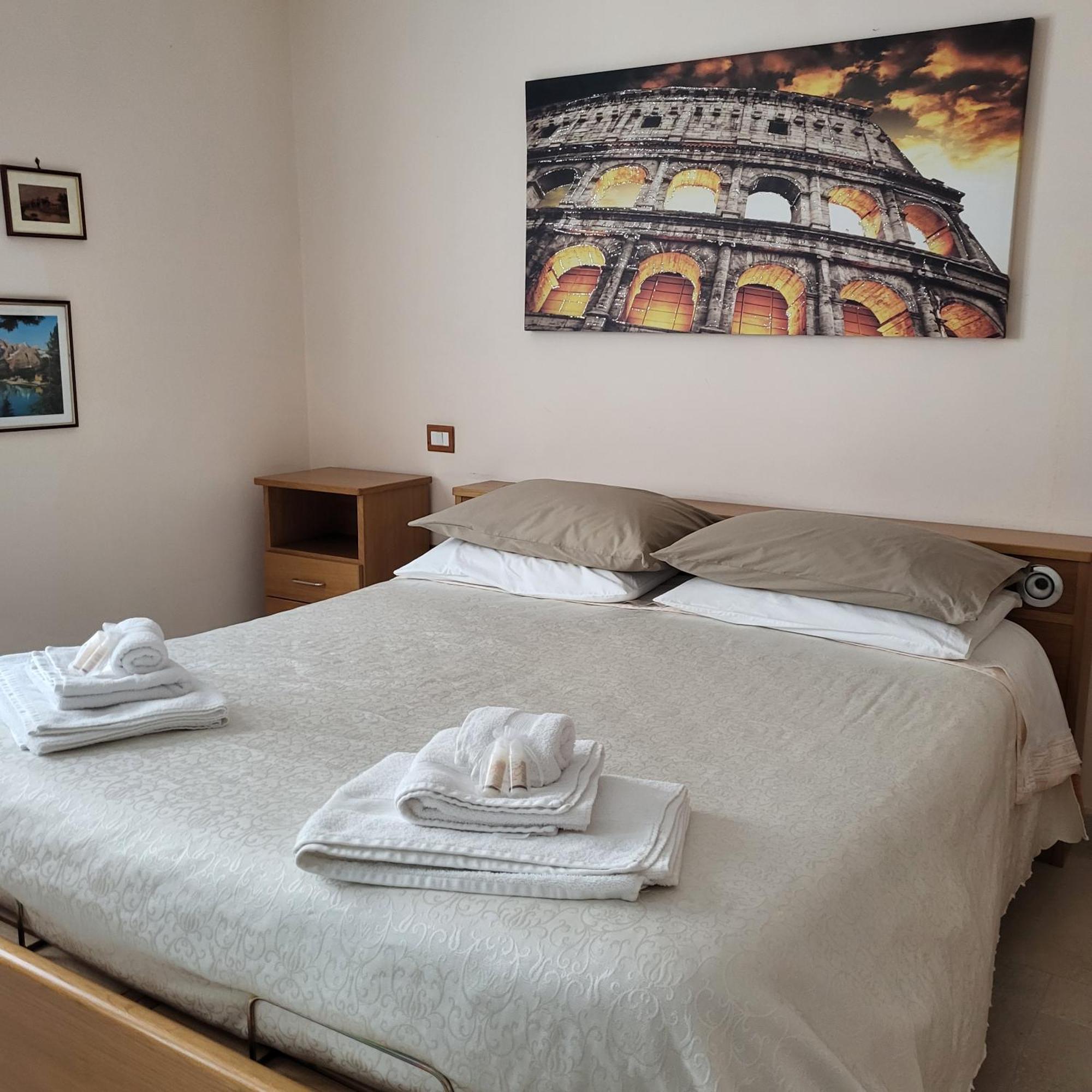 La Torre Apartment Велетри Екстериор снимка