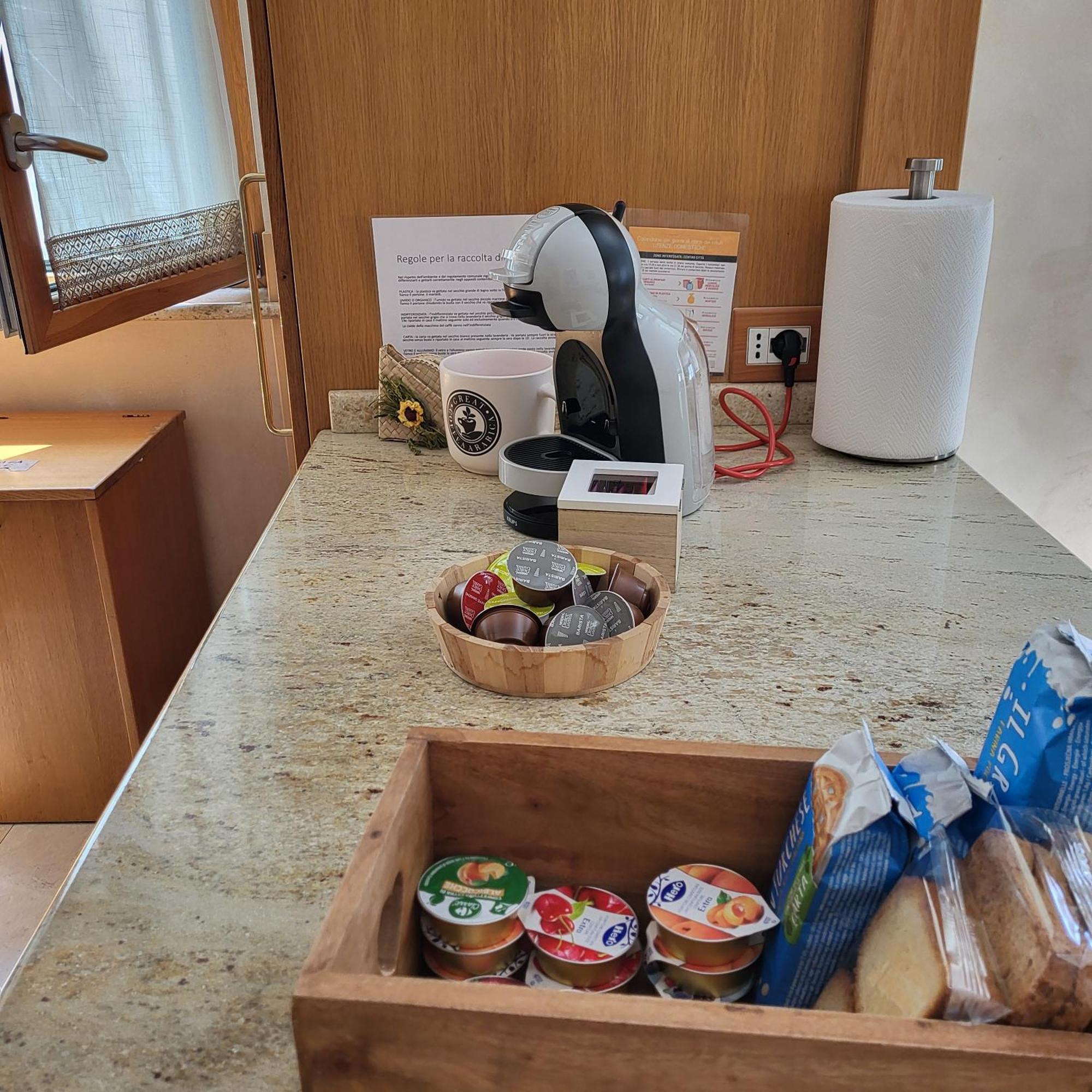 La Torre Apartment Велетри Екстериор снимка
